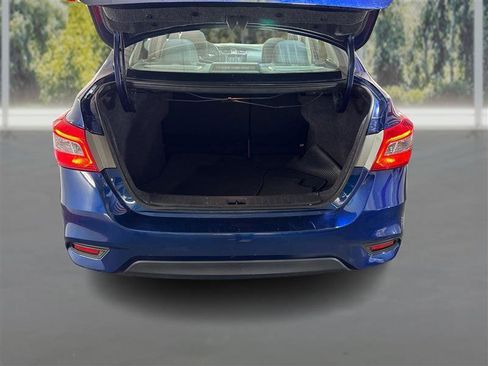Used 2019 Nissan Sentra S image 12