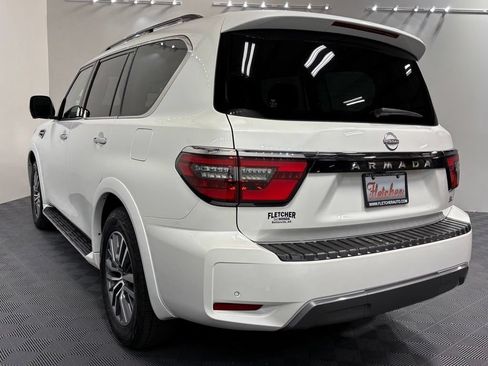 Used 2023 Nissan Armada SL w/ Captain's Chairs Package AWD/4WD image 3