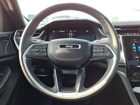 Certified 2023 Jeep Grand Cherokee Altitude image 22