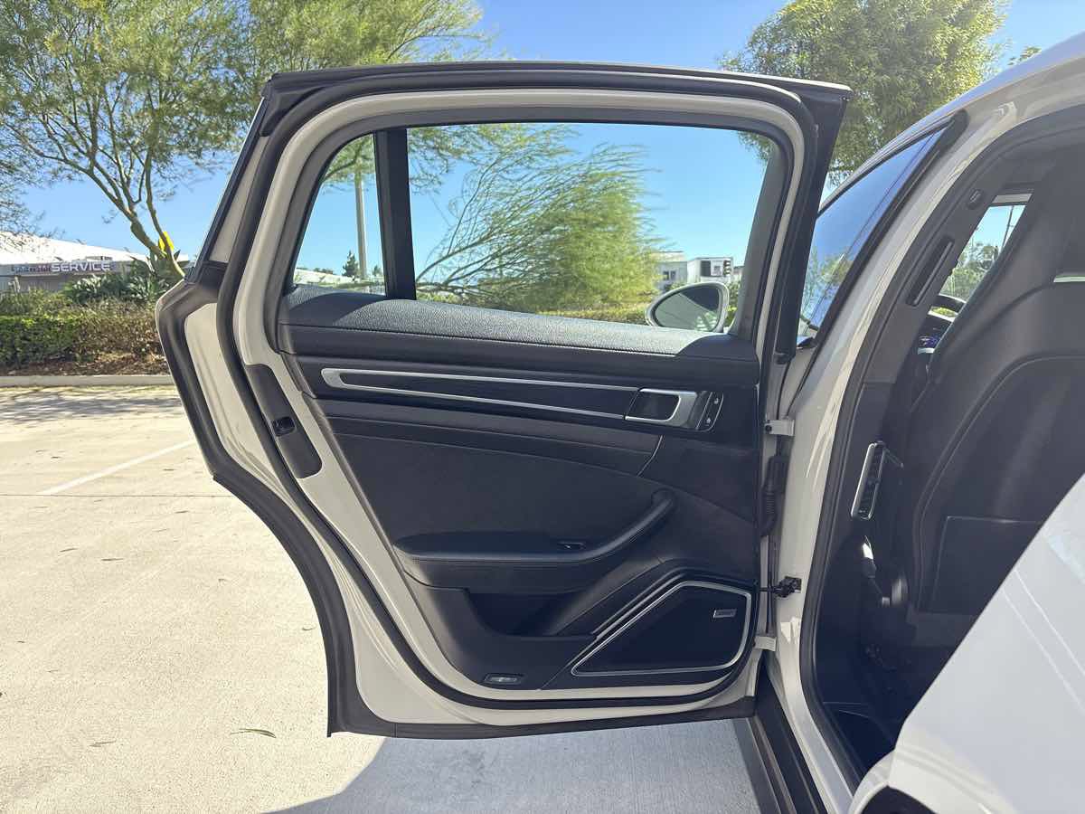 Used 2022 Porsche Panamera Platinum Edition w/ Assistance Package RWD image 11