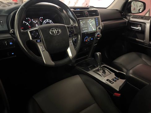 Used 2023 Toyota 4Runner SR5 Premium w/ Moonroof Package RWD image 18