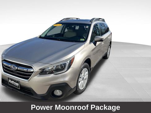 Used 2019 Subaru Outback 2.5i Premium image 4
