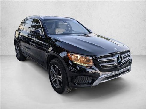 Used 2019 Mercedes-Benz GLC 300 GLC 300 image 3