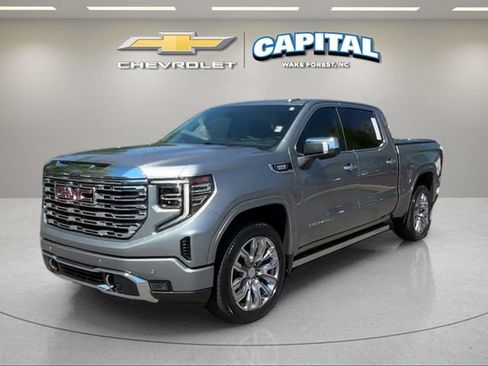 Used 2025 GMC Sierra 1500 Denali w/ Denali Reserve Package AWD/4WD image 1