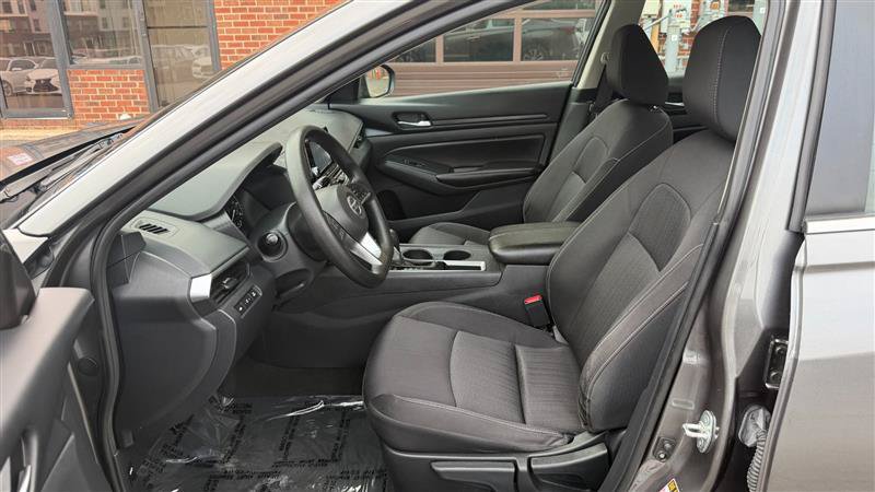 Used 2022 Nissan Altima 2.5 S FWD image 23