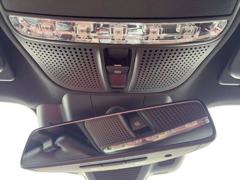 Used 2018 Mercedes-Benz E 400 E 400 4MATIC image 29