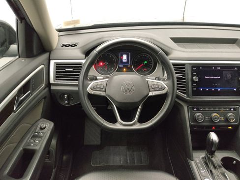 Used 2021 Volkswagen Atlas SE FWD image 22
