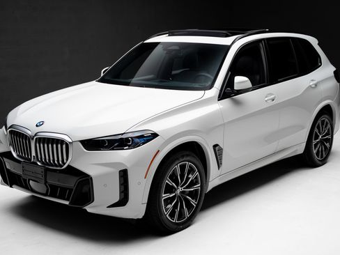 Used 2026 BMW X5 xDrive40i AWD/4WD image 5