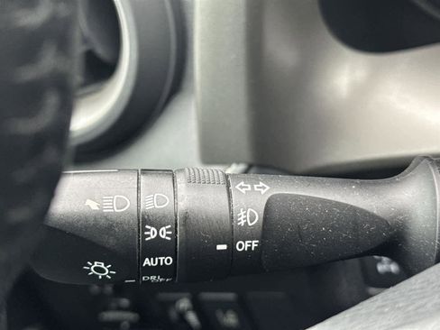 Used 2017 Toyota RAV4 XLE image 22