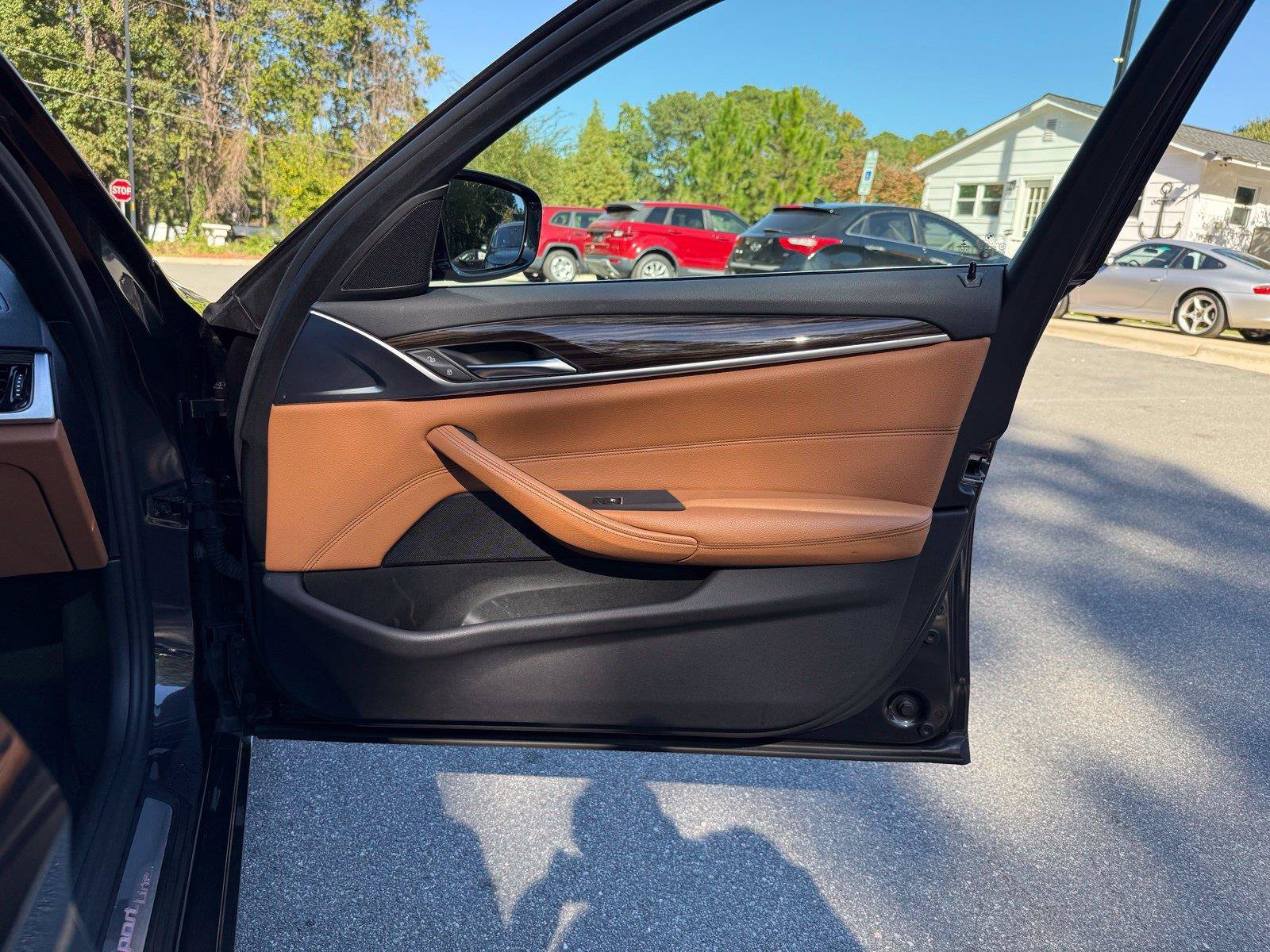 Used 2018 BMW 530i RWD image 20