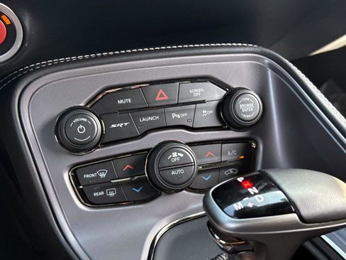 Used 2023 Dodge Challenger SRT Hellcat w/ Driver Convenience Group image 17