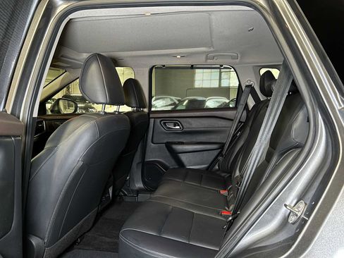 Used 2023 Nissan Rogue SL w/ SL Premium Package FWD image 19