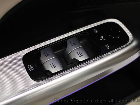 Used 2025 Mercedes-Benz E 450 4MATIC Sedan image 17