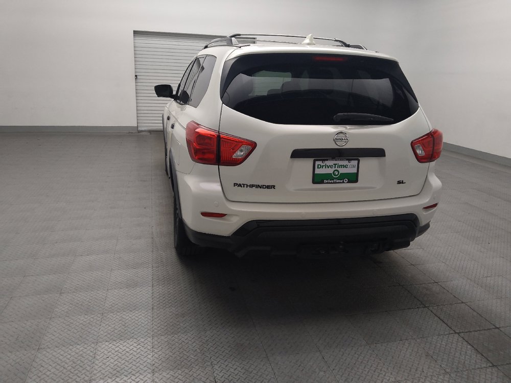 Used 2019 Nissan Pathfinder SL FWD image 6