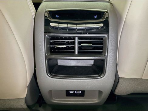 Used 2021 Cadillac XT5 Premium Luxury FWD image 25