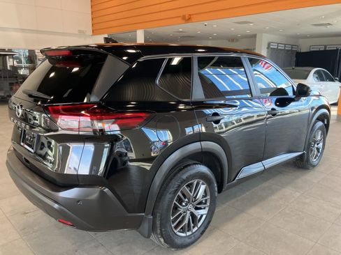 Used 2021 Nissan Rogue S image 5