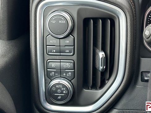 Certified 2022 GMC Sierra 2500 AT4 w/ AT4 Premium Plus Package image 32