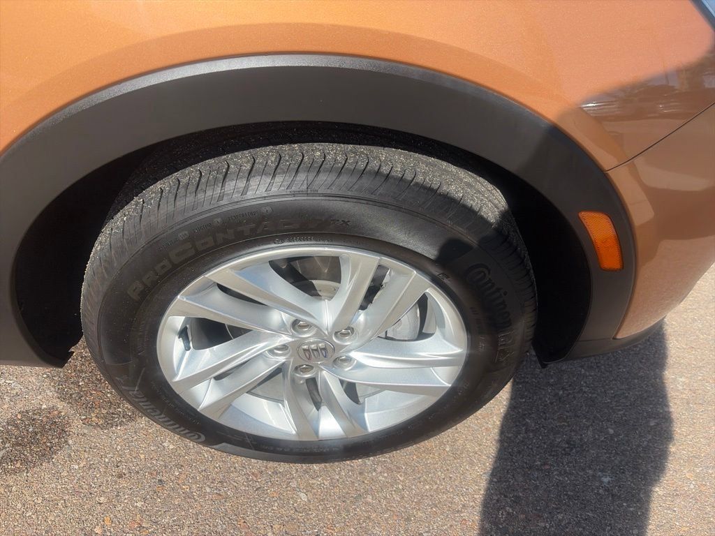 Used 2024 Buick Envista Preferred FWD image 39