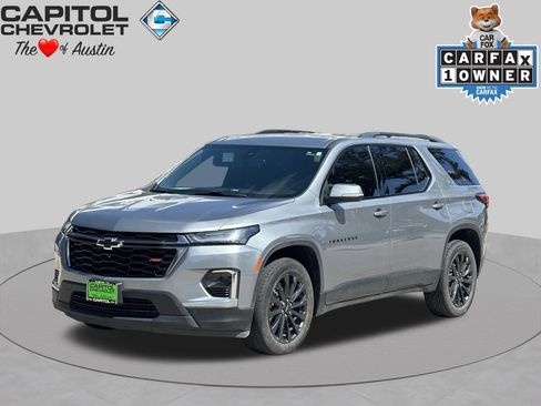 Used 2024 Chevrolet Traverse RS FWD image 1