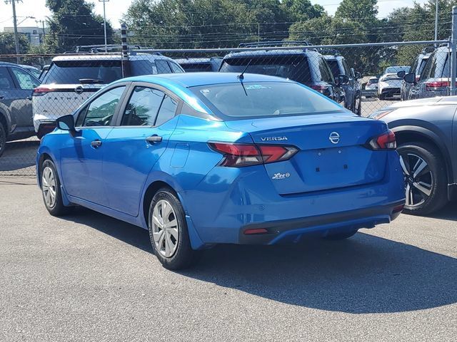 Used 2020 Nissan Versa S FWD image 3