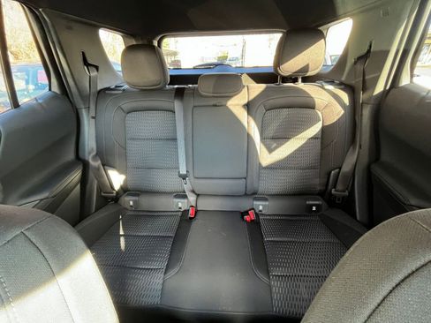 Used 2025 Chevrolet Equinox LT image 32