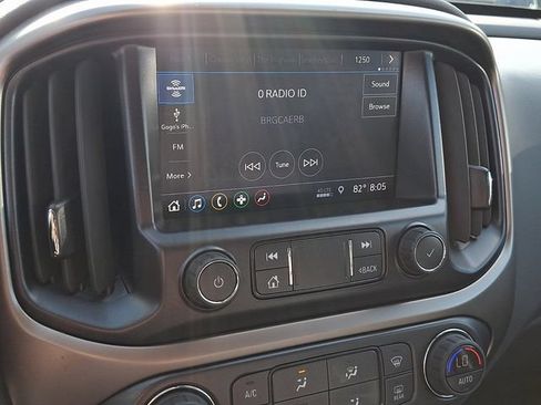 Used 2022 Chevrolet Colorado Z71 AWD/4WD image 28