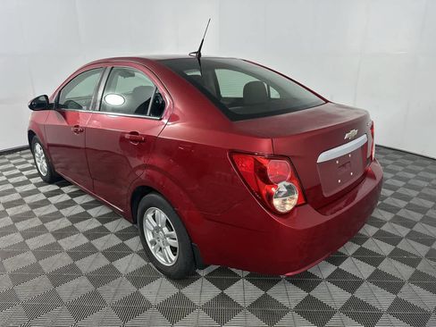 Used 2014 Chevrolet Sonic LT image 10