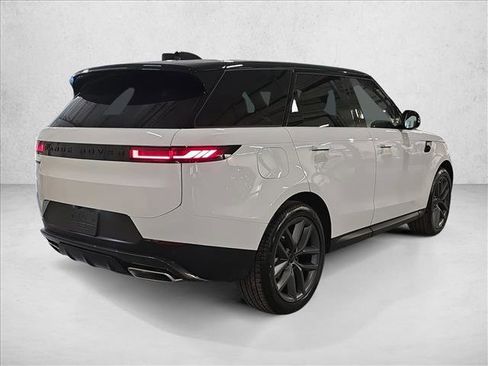 New 2026 Land Rover Range Rover Sport SE image 5