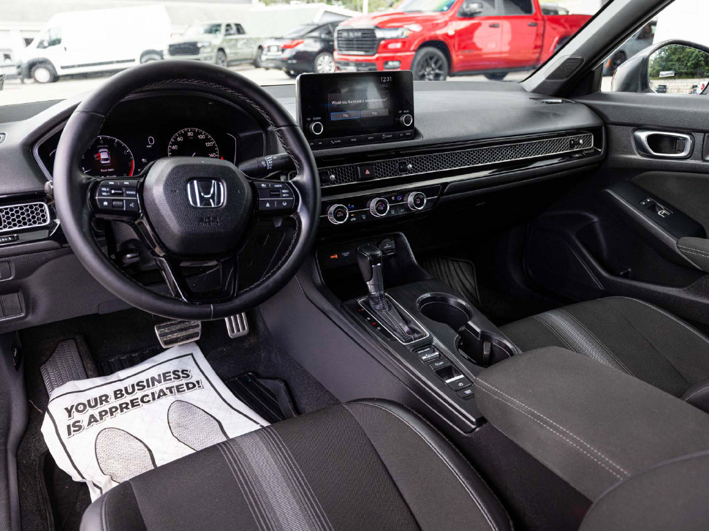 Used 2023 Honda Civic Sport image 17