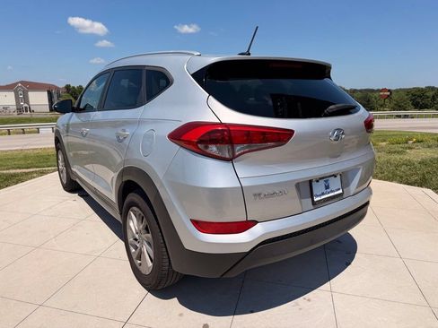Used 2017 Hyundai Tucson SE w/ SE Popular Package 02 FWD image 7