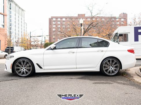 Used 2018 BMW 540i w/ M Sport Package image 4