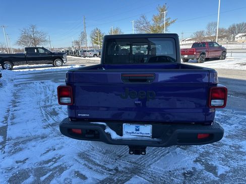 New 2026 Jeep Gladiator Sport image 25