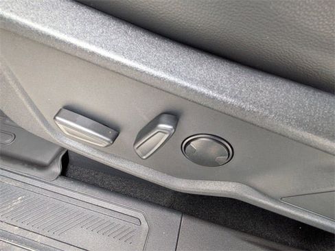 New 2024 Ford Bronco Outer Banks image 13