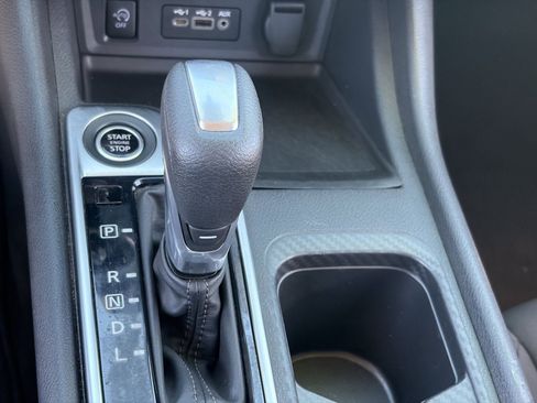 Used 2024 Nissan Sentra SV FWD image 21