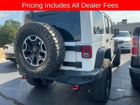 Used 2016 Jeep Wrangler Unlimited Rubicon AWD/4WD image 4