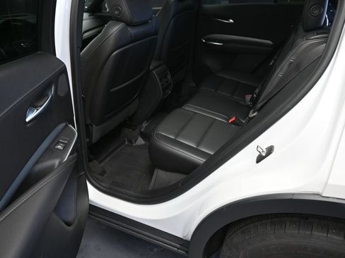 Used 2019 Cadillac XT4 Premium Luxury AWD/4WD image 17