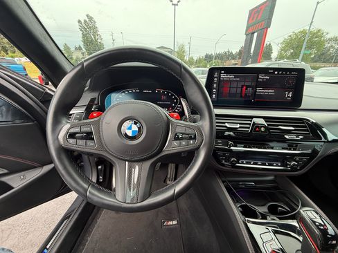 Used 2022 BMW M5 CS AWD/4WD image 7
