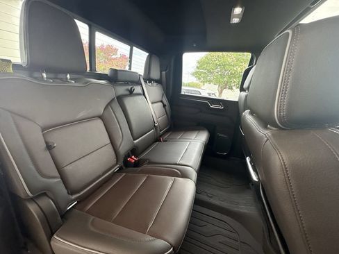 Used 2025 GMC Sierra 3500 Denali w/ Denali Reserve Package AWD/4WD image 28