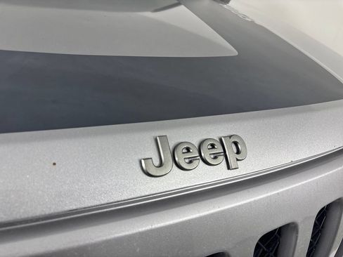 Used 2017 Jeep Patriot Sport AWD/4WD image 13