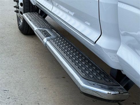 Used 2021 RAM 3500 Laramie image 11