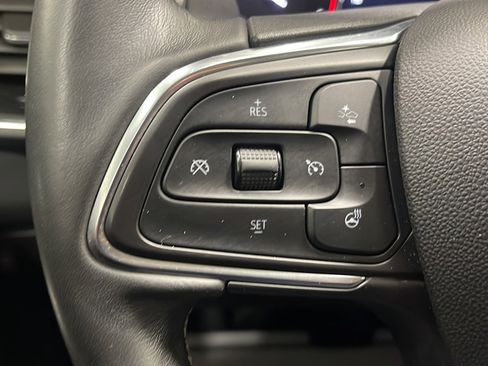 Used 2023 Buick Envision Essence AWD/4WD image 6