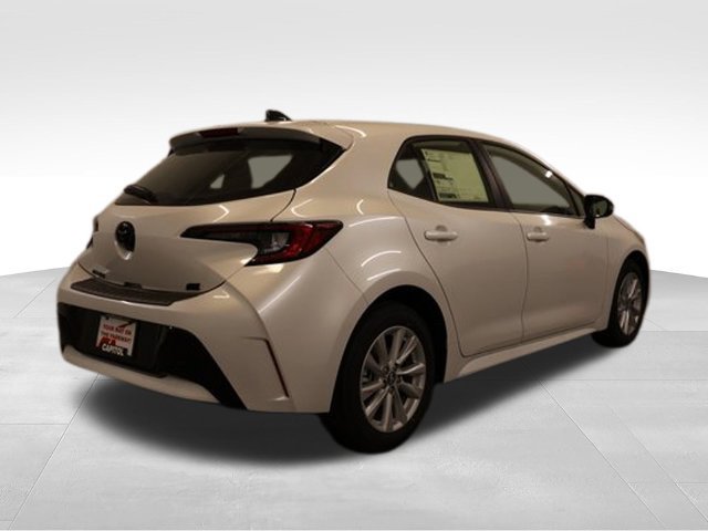 New 2027 Toyota Corolla SE w/ SE Premium Package FWD image 2