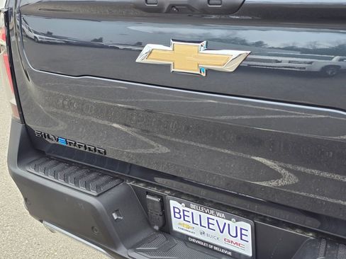 New 2026 Chevrolet Silverado EV LT image 13