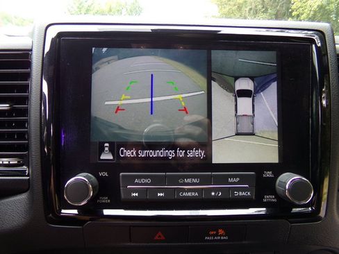 Used 2022 Nissan Frontier PRO-4X AWD/4WD image 32