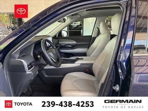Certified 2025 Toyota Grand Highlander FWD image 14