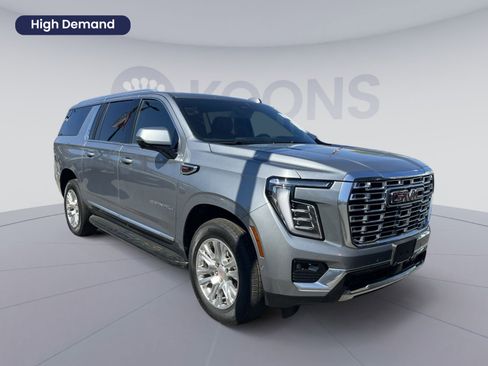 Used 2025 GMC Yukon XL Denali AWD/4WD image 1