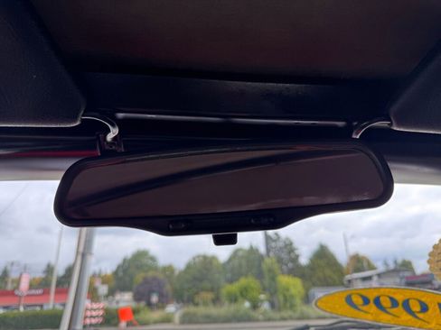 Used 1999 Plymouth Prowler Base image 22