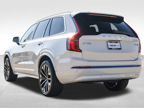 New 2026 Volvo XC90 B6 Ultra w/ Protection Package image 7