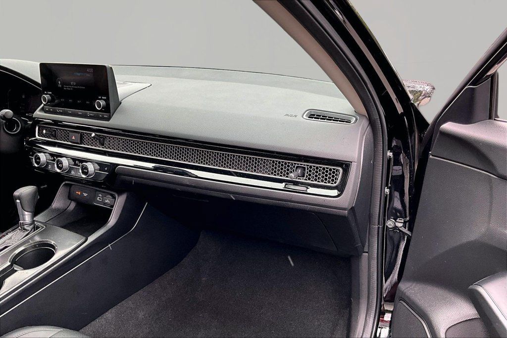 Used 2024 Honda Civic EX-L image 18