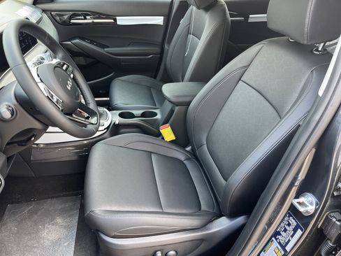 New 2026 Kia Seltos EX FWD image 17